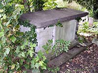 Jarvis family monument in Birchington churchyard